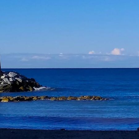 Casa Al Mare A Recco Apartment Екстериор снимка